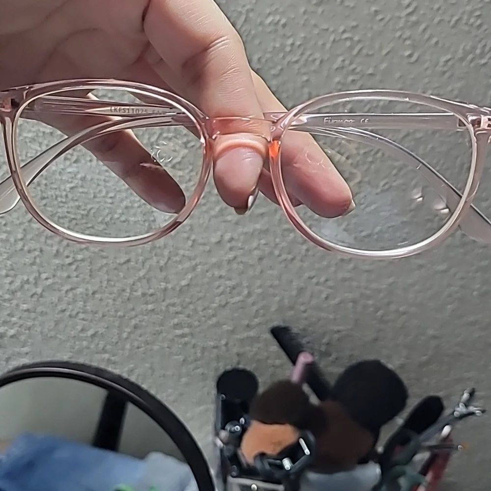 4 pairs Eye glasses 👓 $25 each EUC - Picture 2 of 6